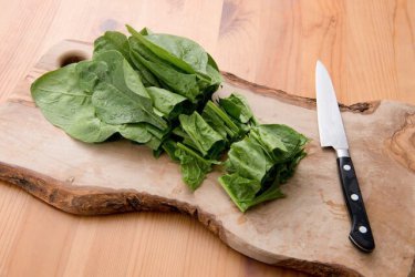 実は知らない？！ほうれん草のゆで時間で調理や栄養が変わる５つの理由