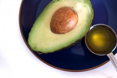 アボカドオイルの効果効能がすごい！オススメの使い方や食べ方